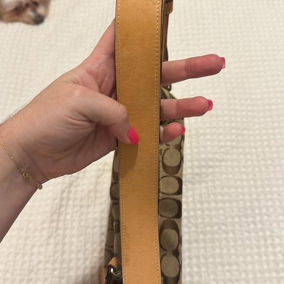 vintage Coach Signature Jacquard shoulder bag no. K2K-6347 - Picture 4 of 5